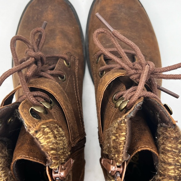 Skechers Boots Size 7 - Picture 5 of 6